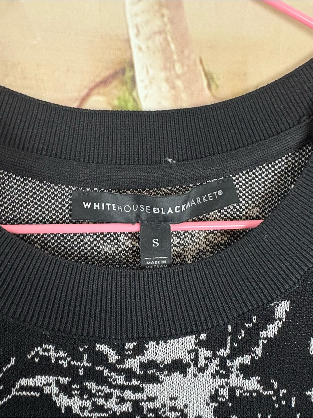 White House Black Market Black & White Floral Button-Shoulder Top - Picture 9 of 9